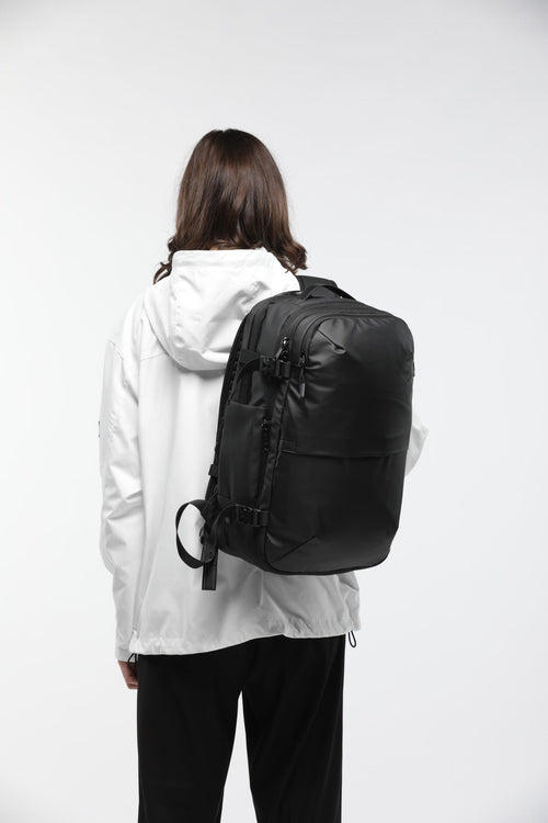 Discoverer Vacuum Compression Travel Backpack 60L - Nomadity Backpacks